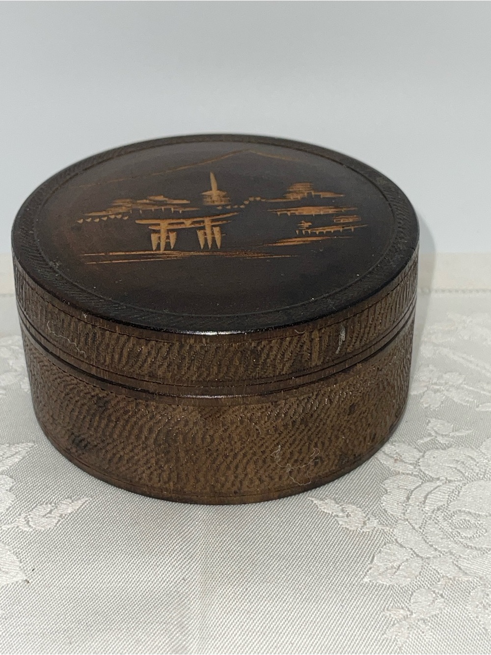 Round Lacquered Wooden Trinket Box - Brown with wood carved mt fugi
